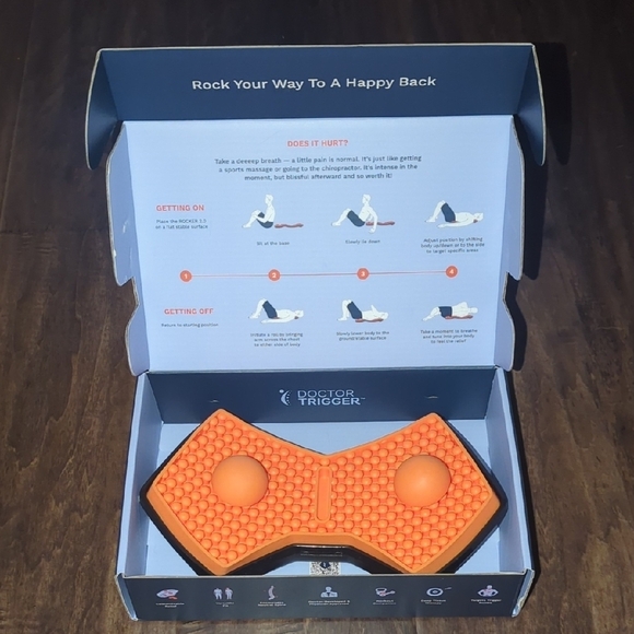 Rocker 2.0 Back Massager - Orange - Picture 2 of 4